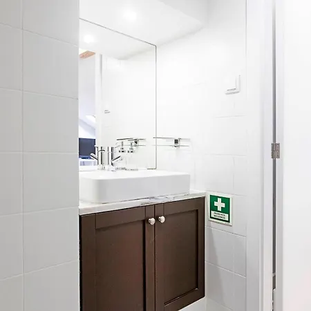 Apartment Gonzaga By Lovelystay